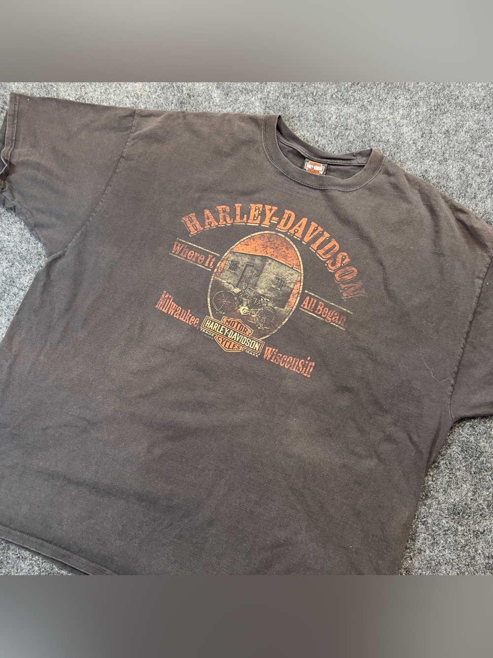 Harley Davidson 2012 Faded Black Graphic T Shirt Milwaukee Chicago Biker